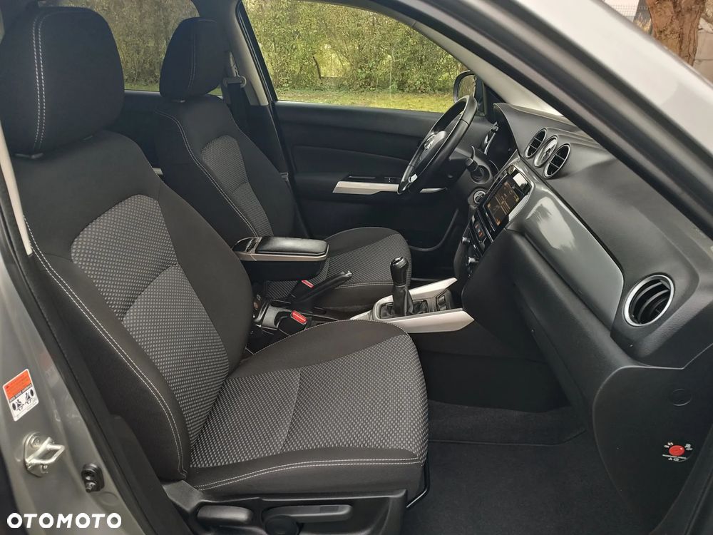 Suzuki Vitara 1.6 Premium 2WD - 14