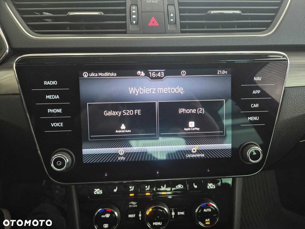 Skoda Superb 2.0 TDI SCR Style DSG - 30