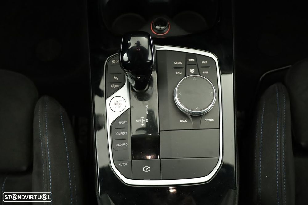 BMW 116 d Pack Desportivo M Auto - 14