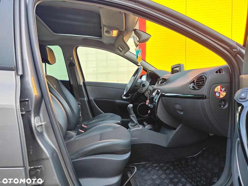 Renault Clio 1.2 16V 75 nightDay - 36