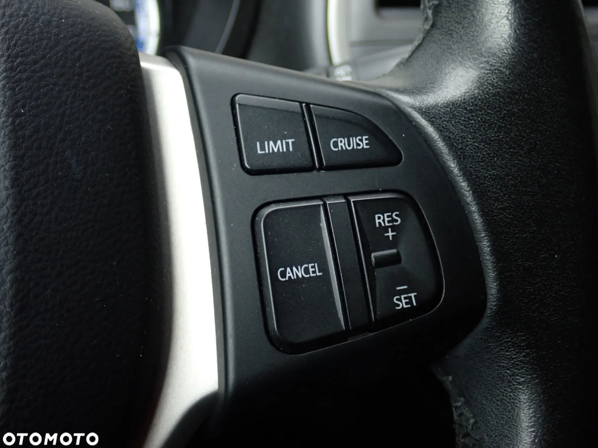 Suzuki SX4 S-Cross 1.0 T Premium - 27