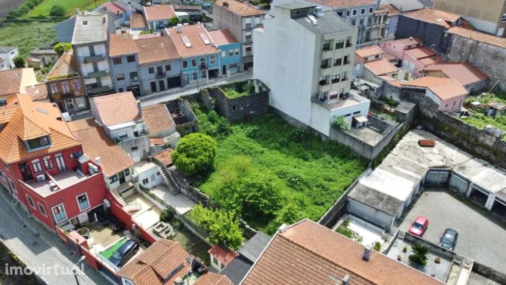 A 67.000€ por Fração - TERRENO AO H. S. JOÃO p/ construir 35 Frações - Grande imagem: 3/19