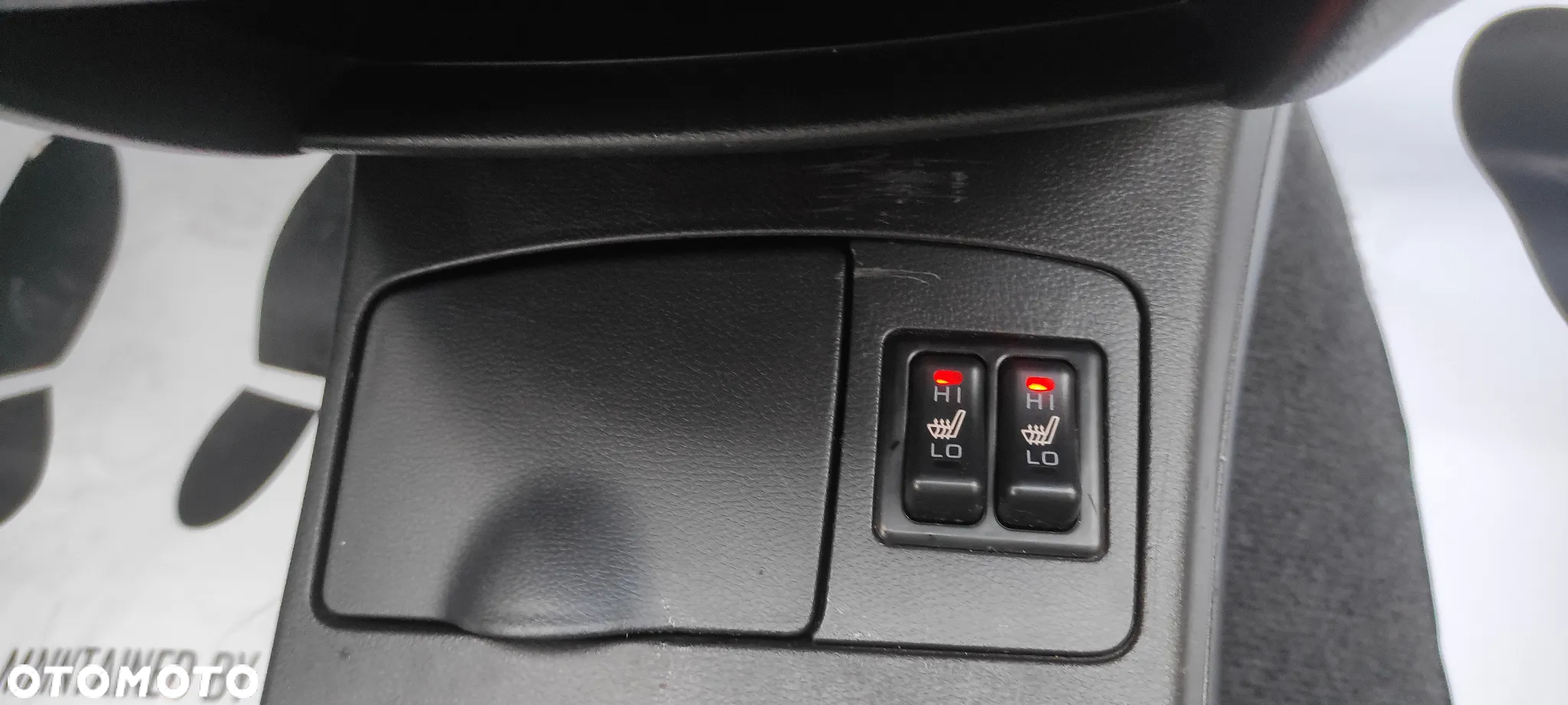 Mitsubishi Outlander 2.0 Turbo 4WD - 27