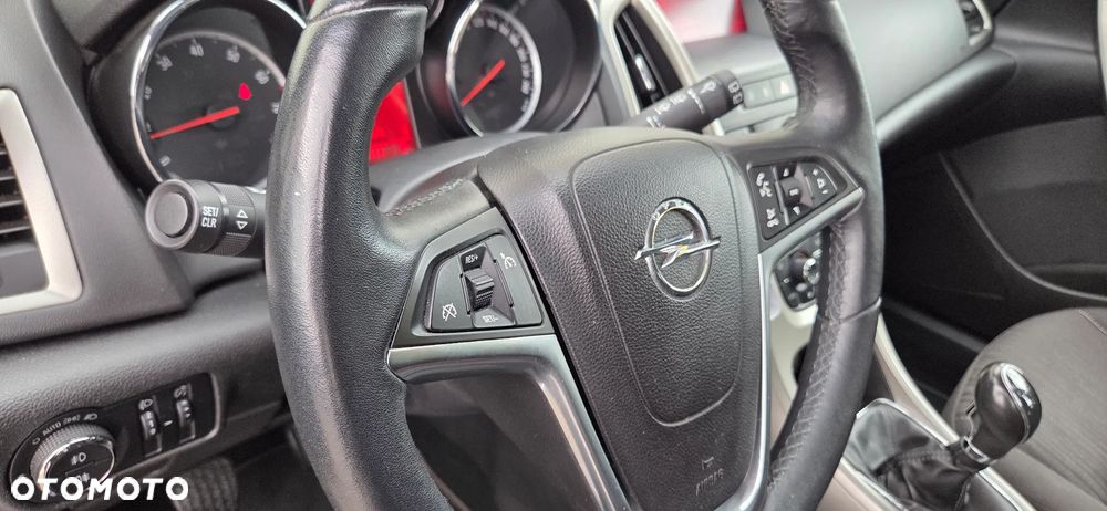 Opel Astra 1.4 ecoFLEX - 28