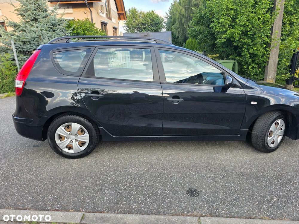 Hyundai i30 1.4 Base + World Cup - 27