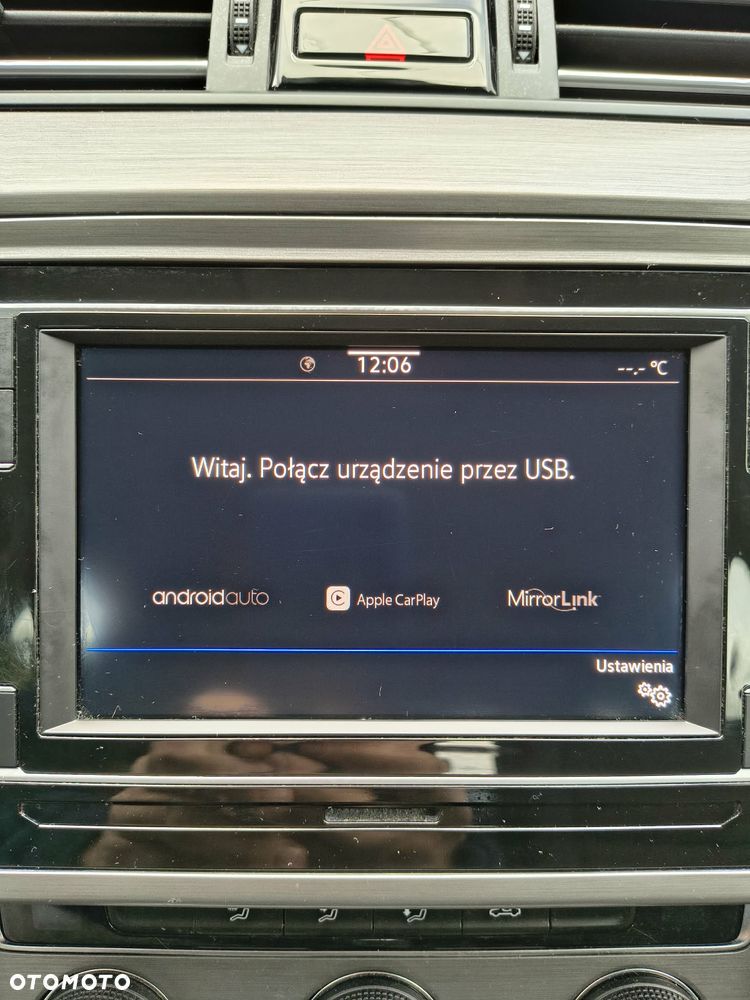 Volkswagen Passat - 25