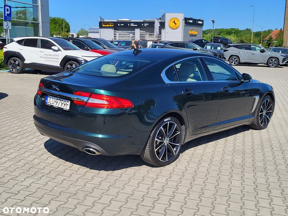 Jaguar XF 2.2 D Premium Luxury - 5