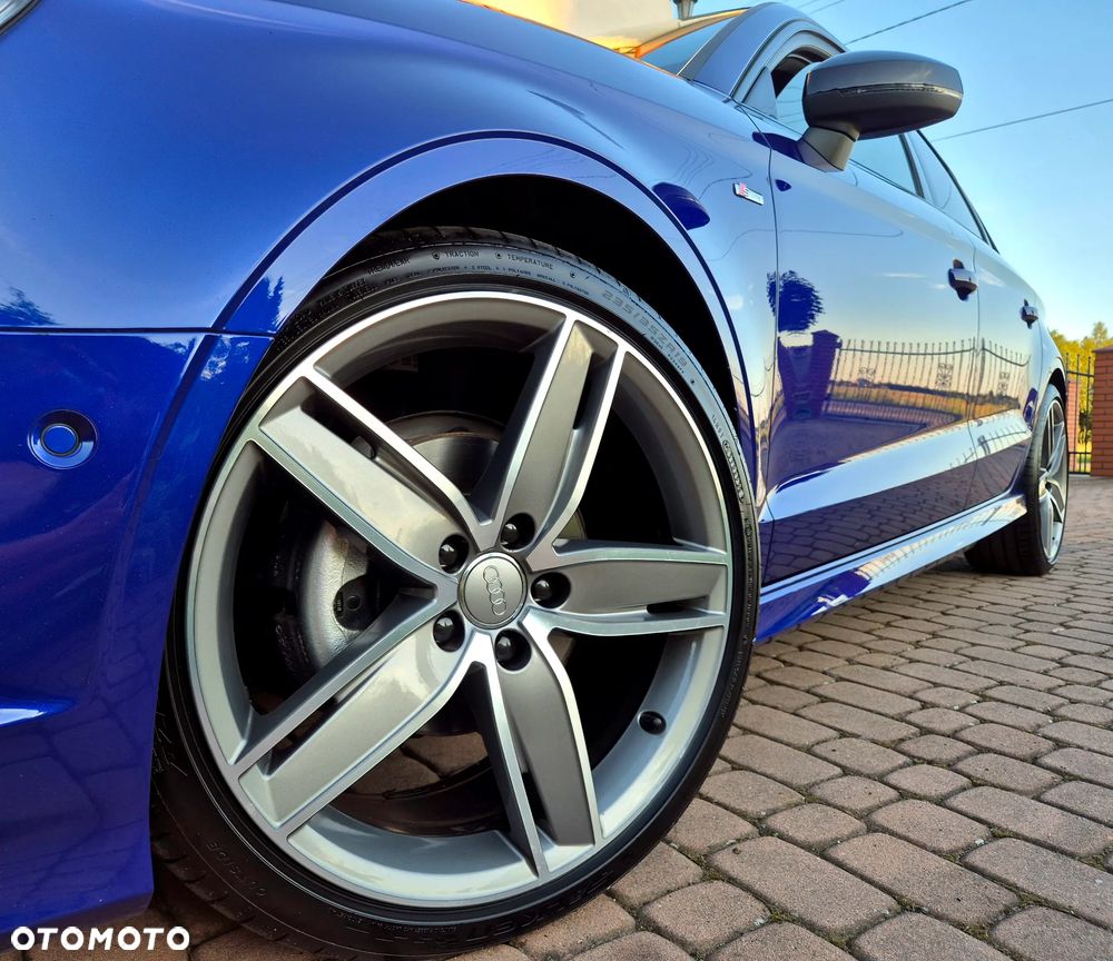 Audi A3 Limousine 2.0 TDI S line Sportpaket - 29