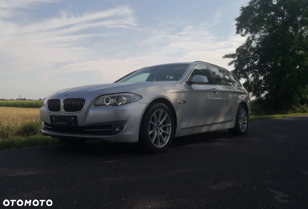 BMW Seria 5 520d Sport-Aut - 9