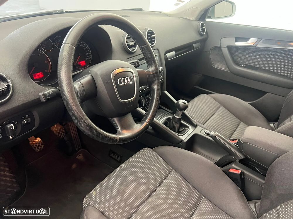 Audi A3 Sportback 1.9 TDi - 6