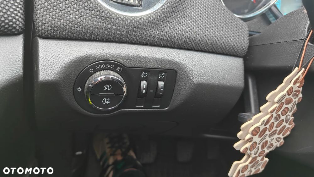 Chevrolet Cruze - 9