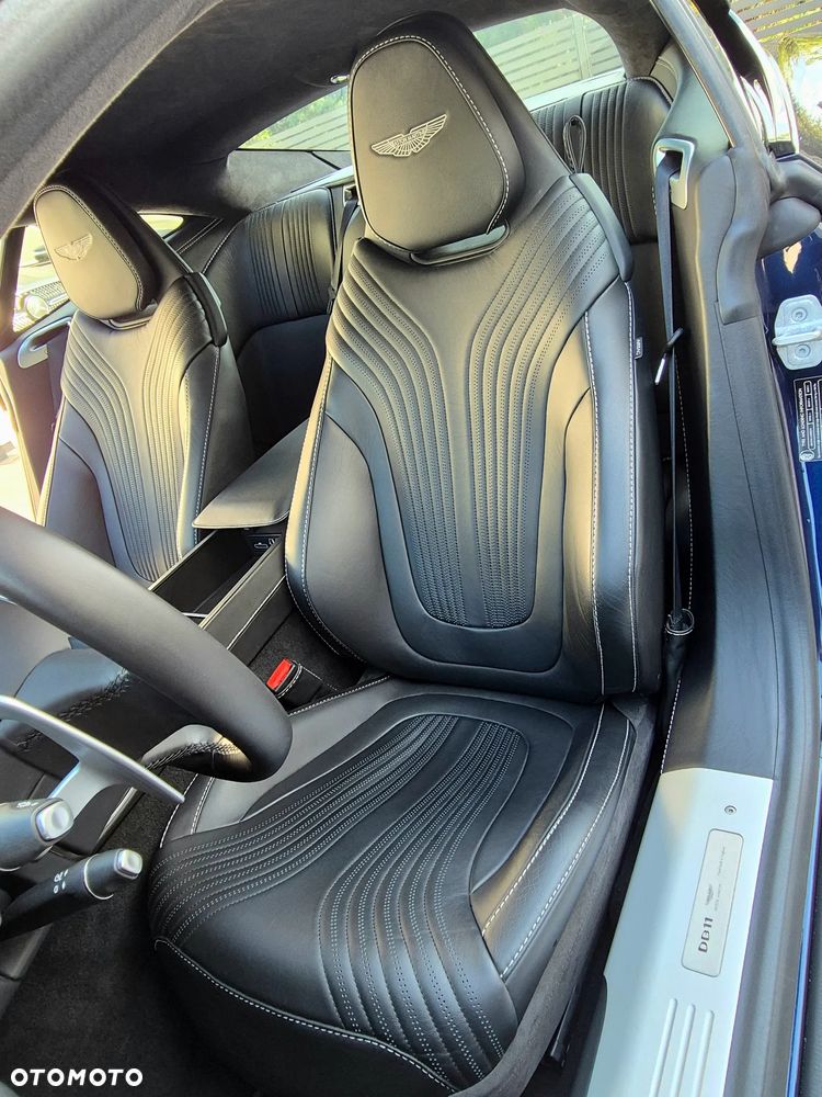 Aston Martin DB11 - 18