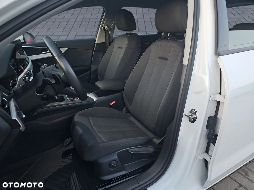 Audi A4 Avant 40 TDI S tronic - 14