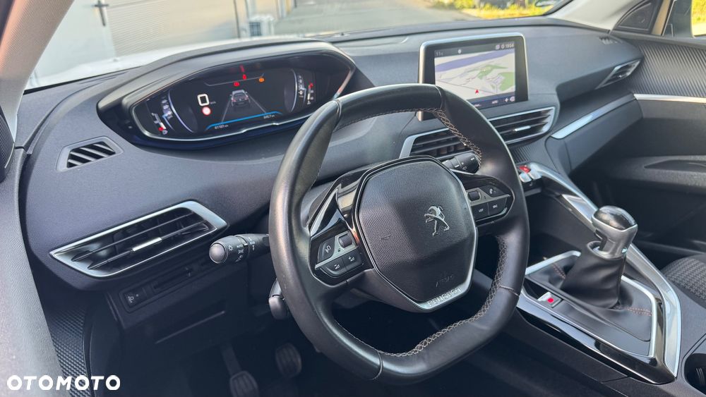 Peugeot 5008 BlueHDi 130 Active - 32