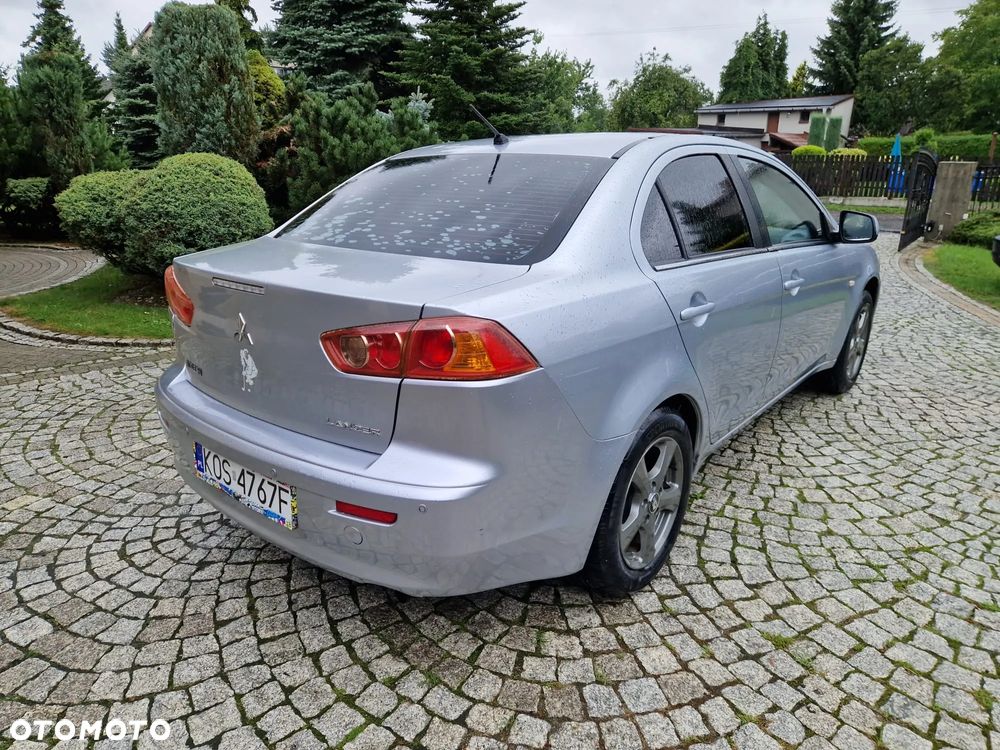 Mitsubishi Lancer 1.5 Invite - 7