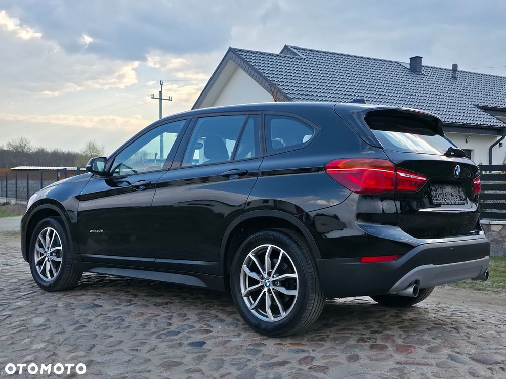 BMW X1 xDrive20d - 4