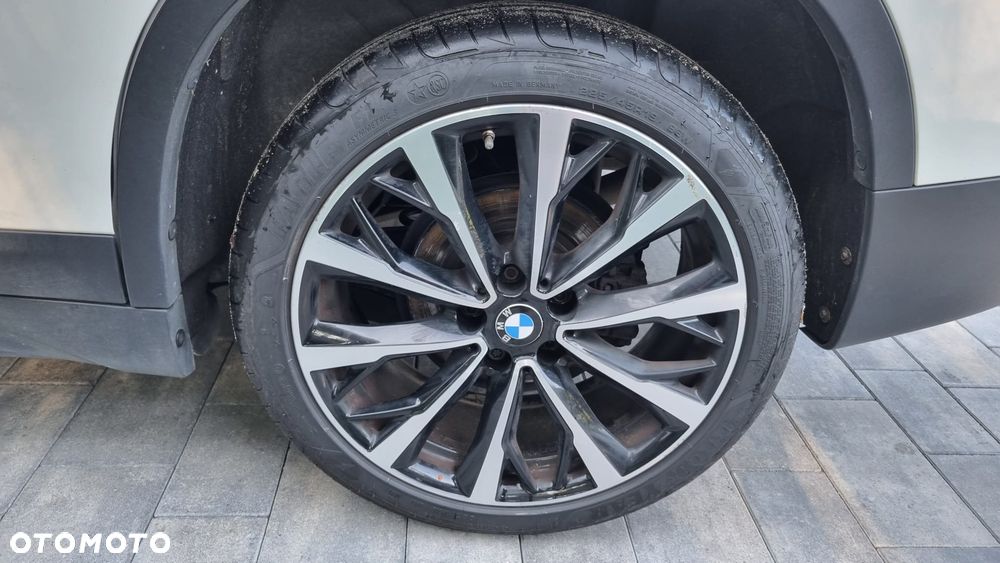 BMW X1 xDrive18d Sport Line sport - 25