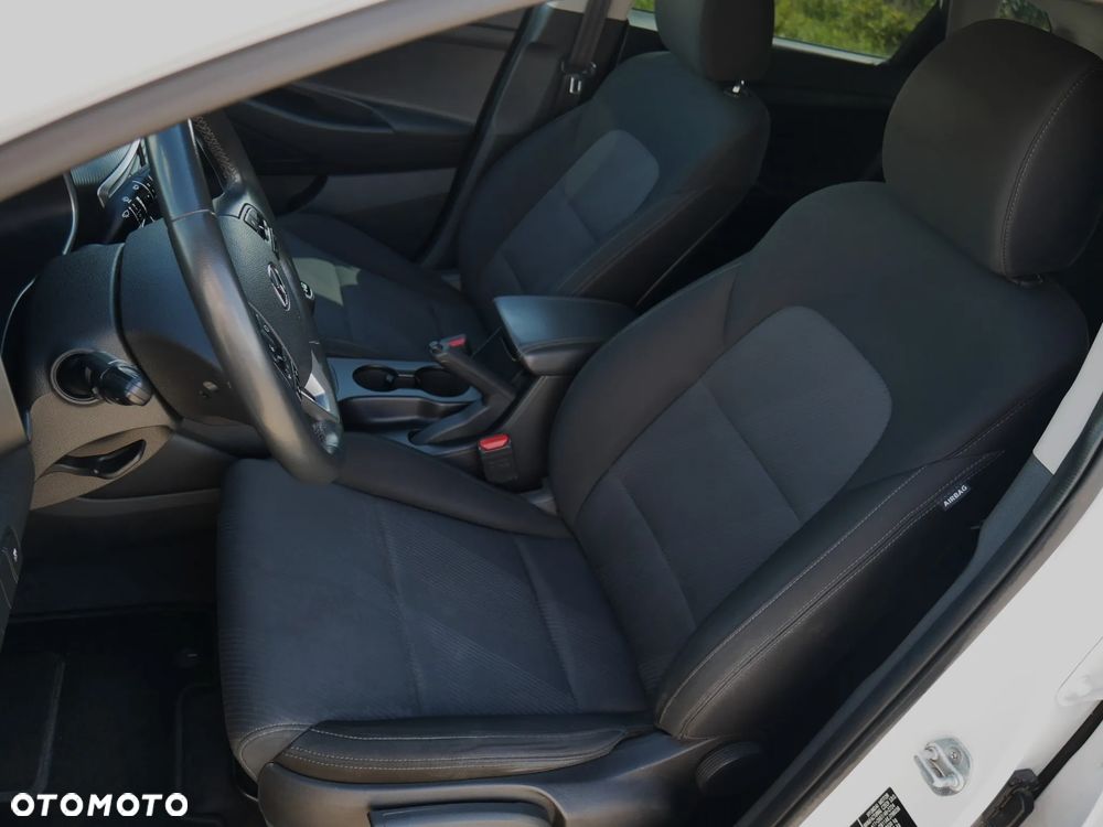 Hyundai Tucson 1.6 GDi 2WD Trend - 23