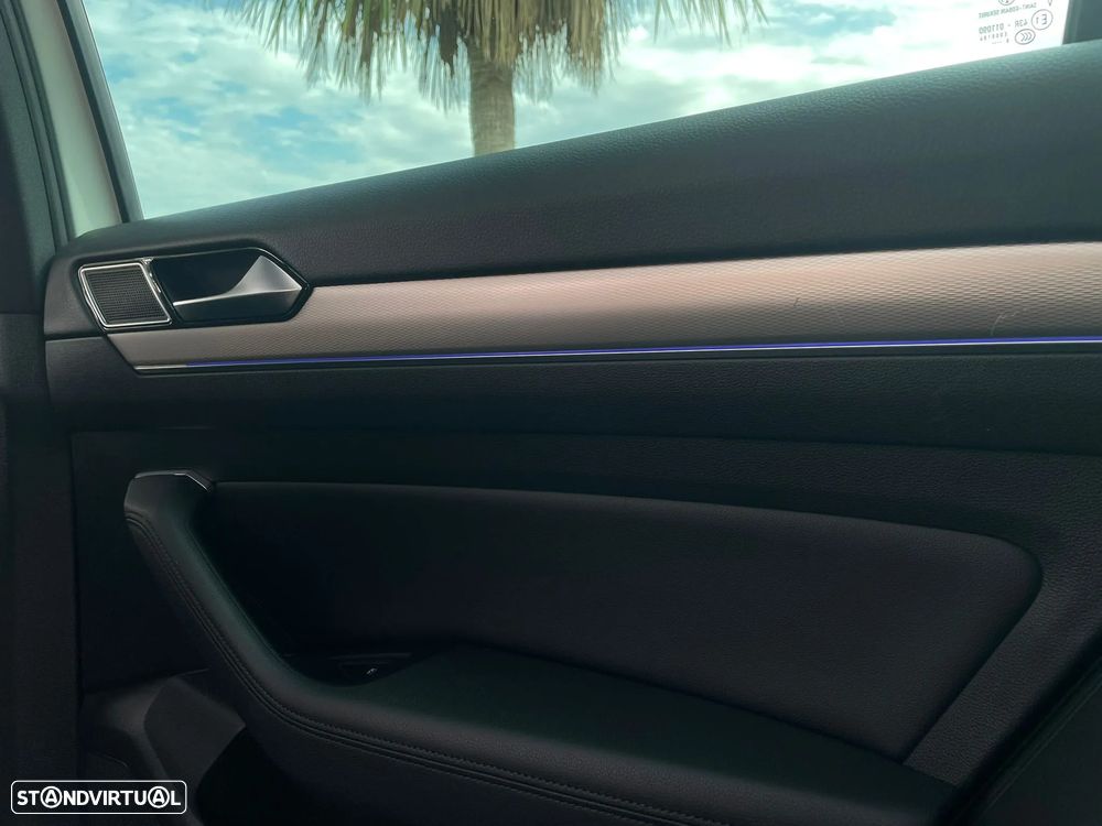 VW Passat Variant 1.4 TSI Plug-In-Hybrid DSG GTE - 17