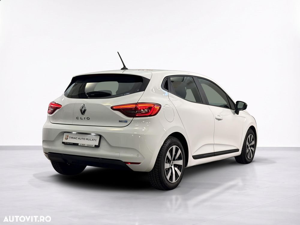 Renault Clio - 6