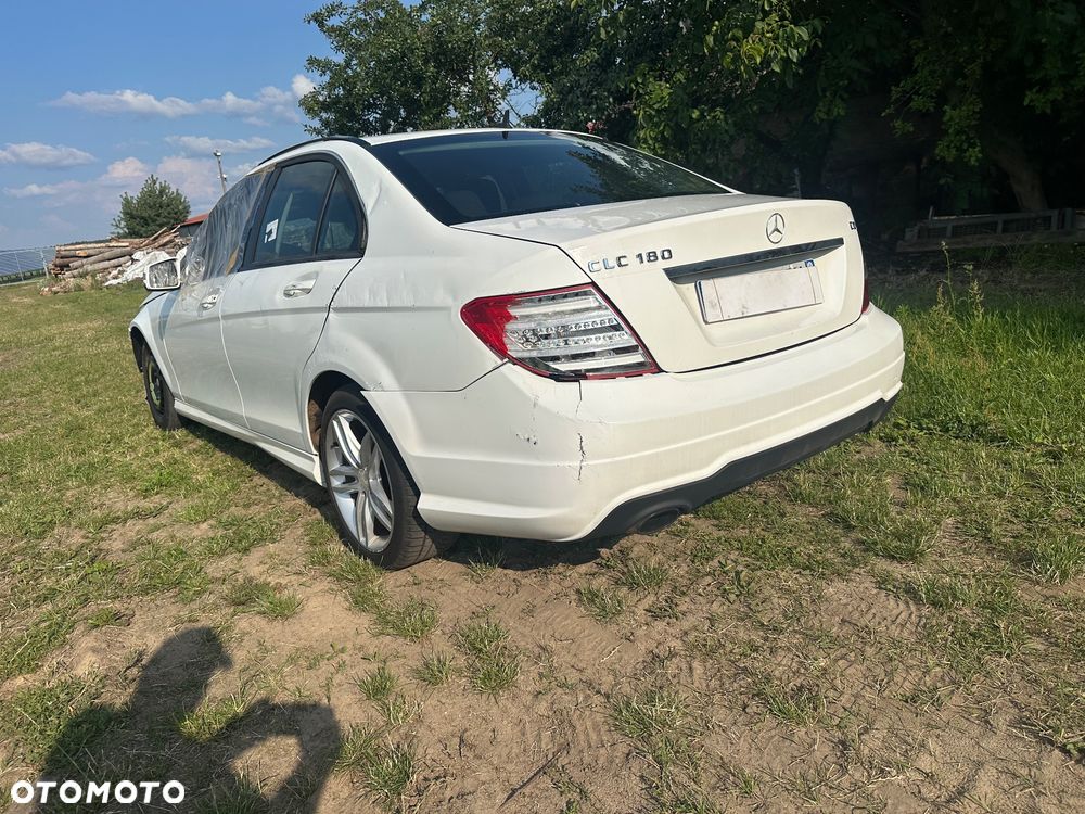Mercedes-Benz Klasa C 200 CDI DPF (BlueEFFICIENCY) - 4