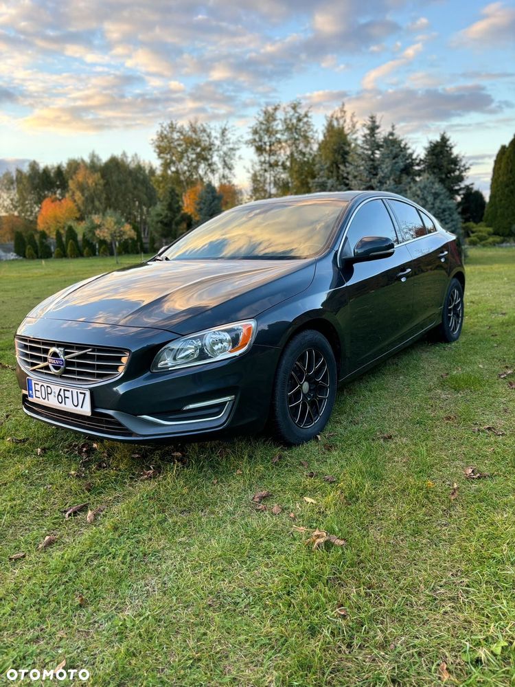Volvo S60 T6 AWD Momentum - 2
