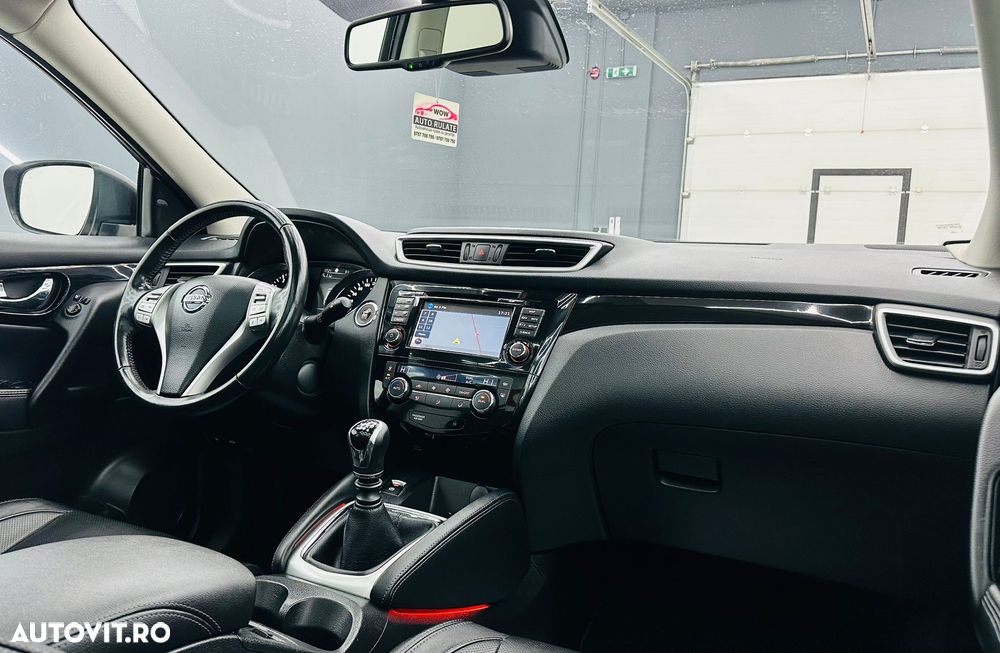 Nissan Qashqai 1.2 DIG-T TEKNA+ - 23