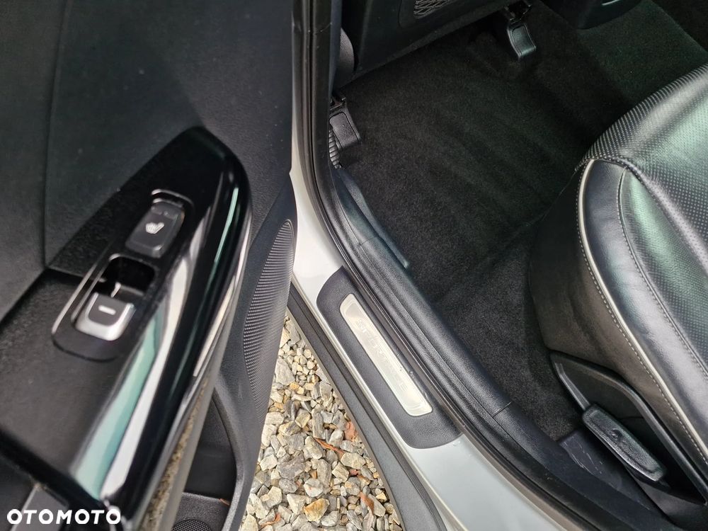 Kia Sportage 1.7 CRDI 2WD Spirit - 32