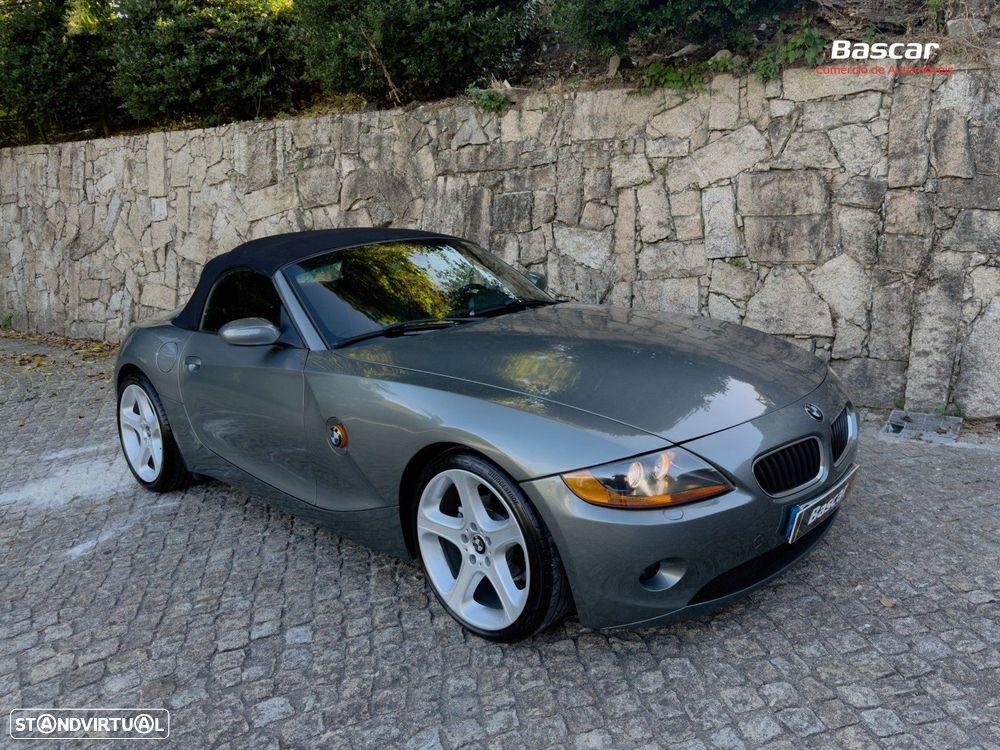 BMW Z4 2.5i - 5