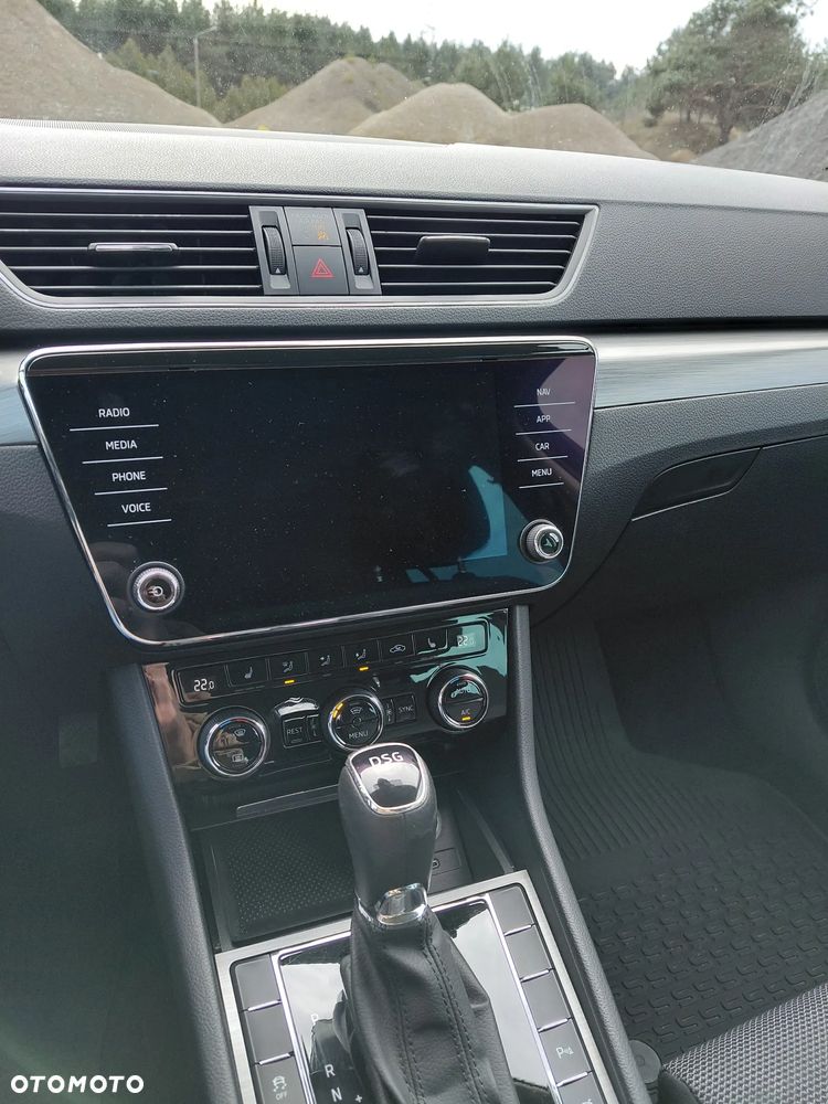 Skoda Superb 2.0 TDI SCR Style DSG - 15