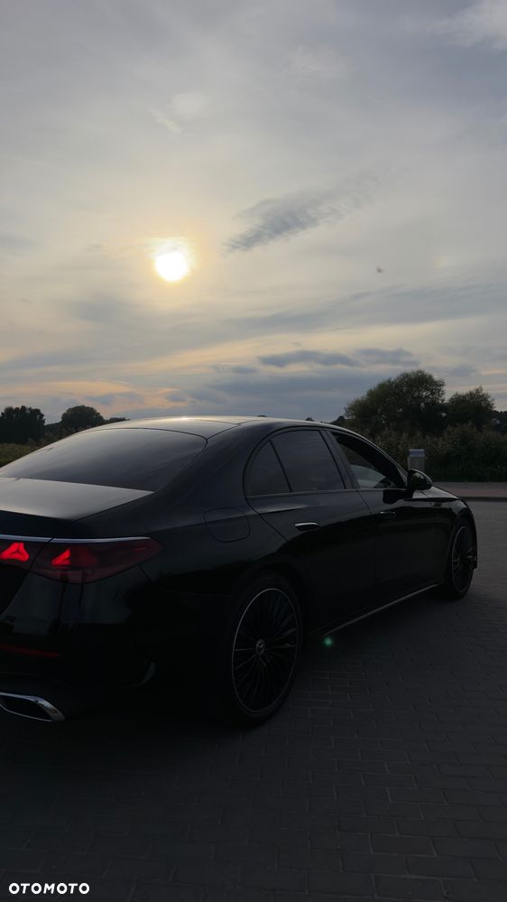 Mercedes-Benz Klasa E 220 d mHEV 4-Matic AMG 9G-Tronic - 6