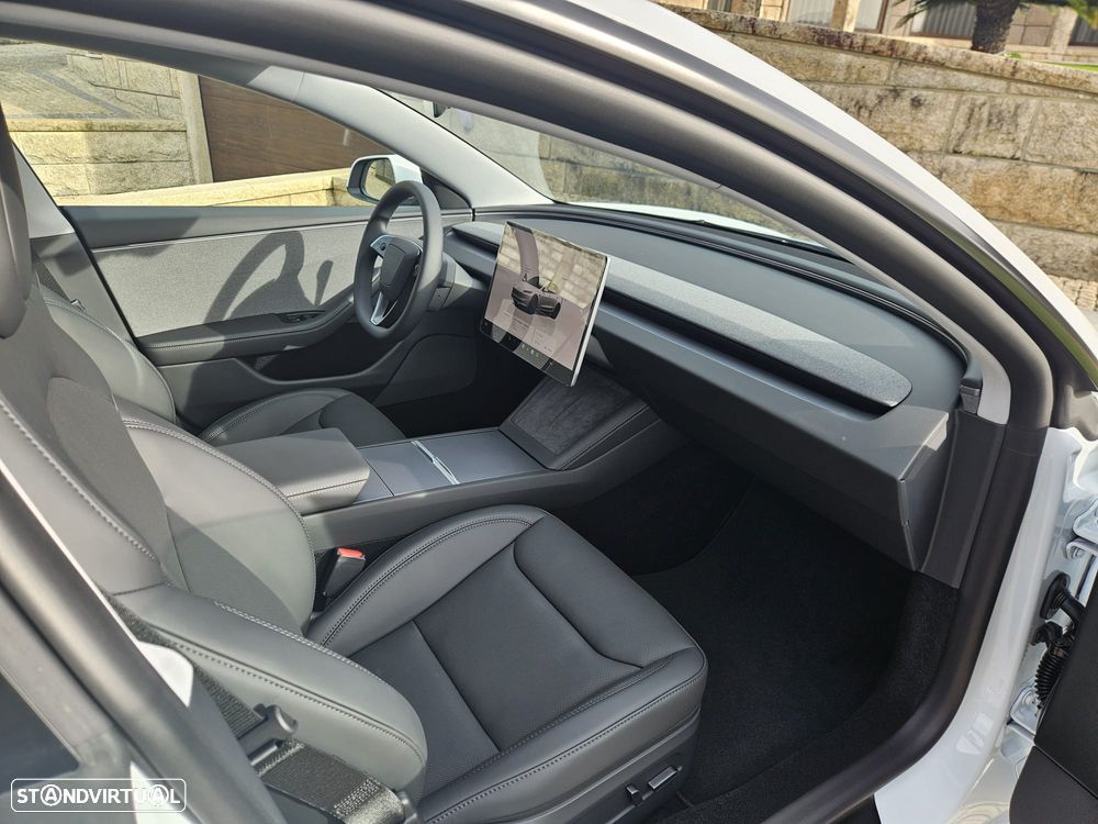 Tesla Model 3 Tração Traseira - 29