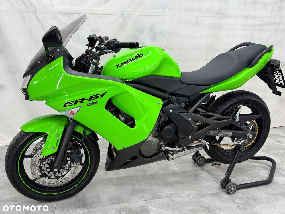 Kawasaki ER - 4