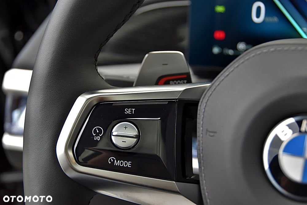 BMW Seria 7 740Ld xDrive - 35