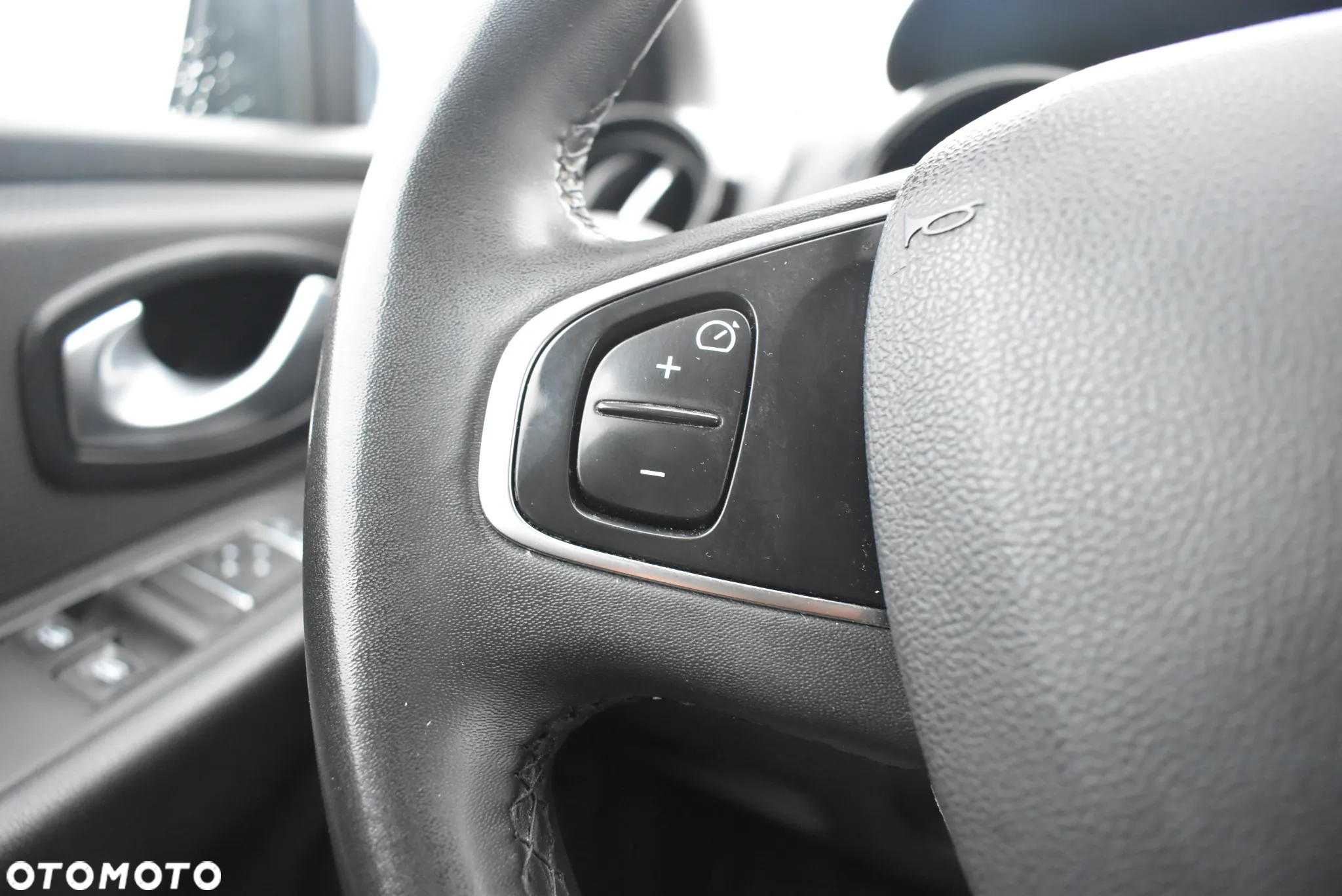 Renault Clio 1.5 dCi Energy Limited - 24