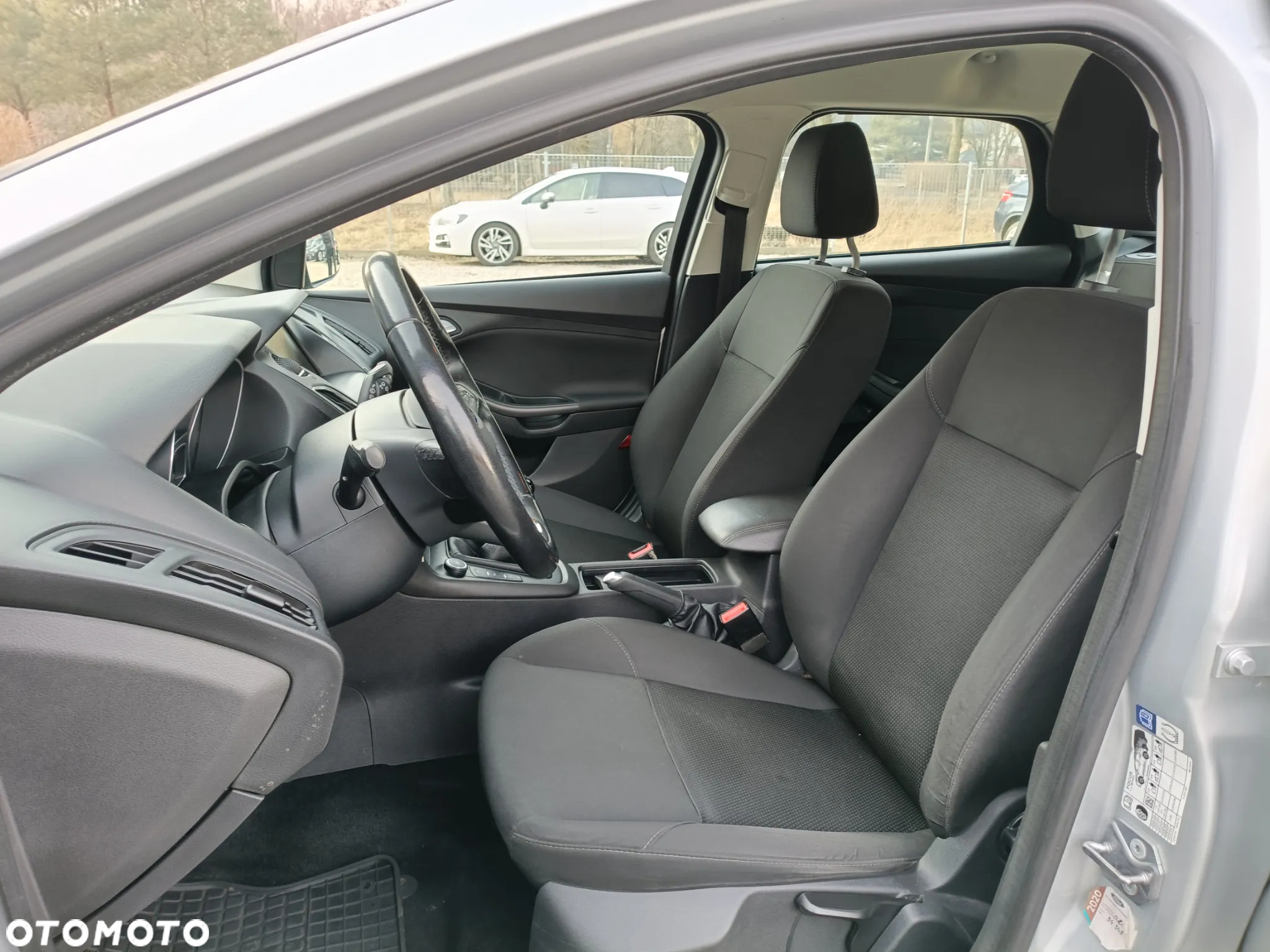 Ford Focus - 11
