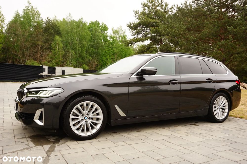 BMW Seria 5 530i xDrive mHEV Luxury Line - 6