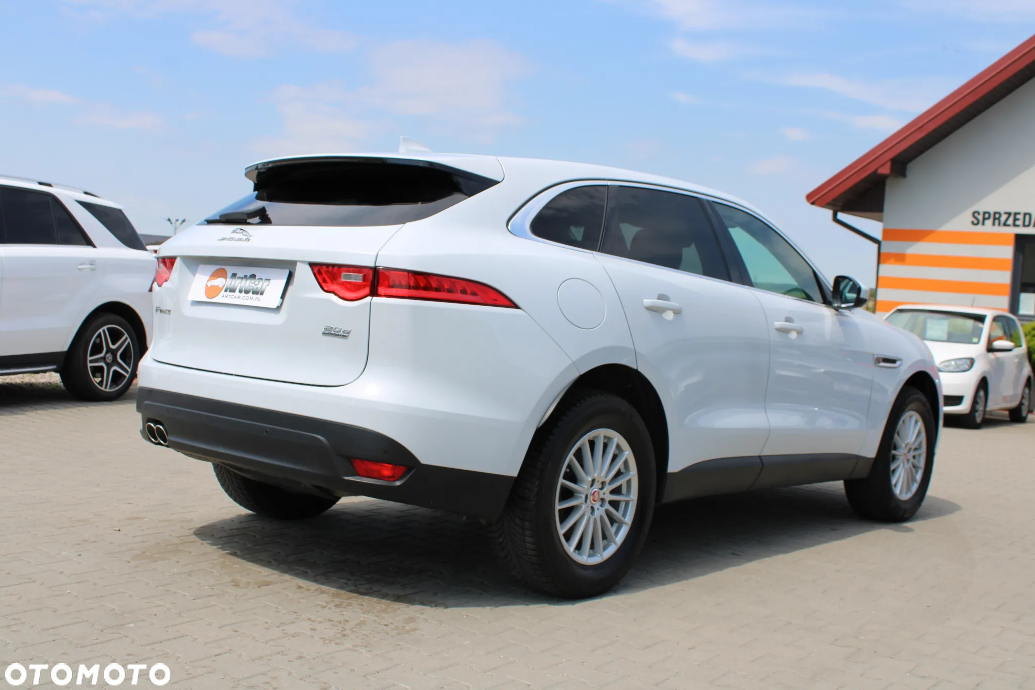 Jaguar F-Pace - 10