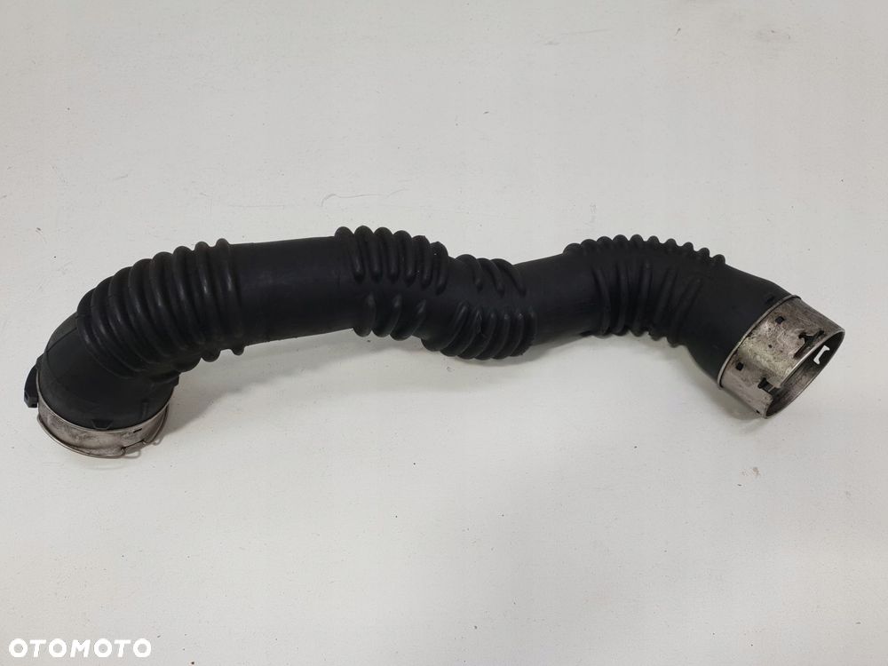 MERCEDES W176 RURA WĄŻ INTERCOOLERA A2465200101 - 1