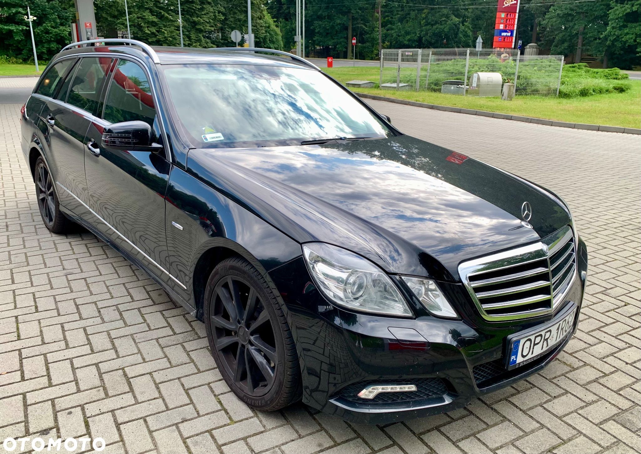 Mercedes-Benz Klasa E 250 T CDI DPF BlueEFFICIENCY 7G-TRONIC Avantgarde - 1