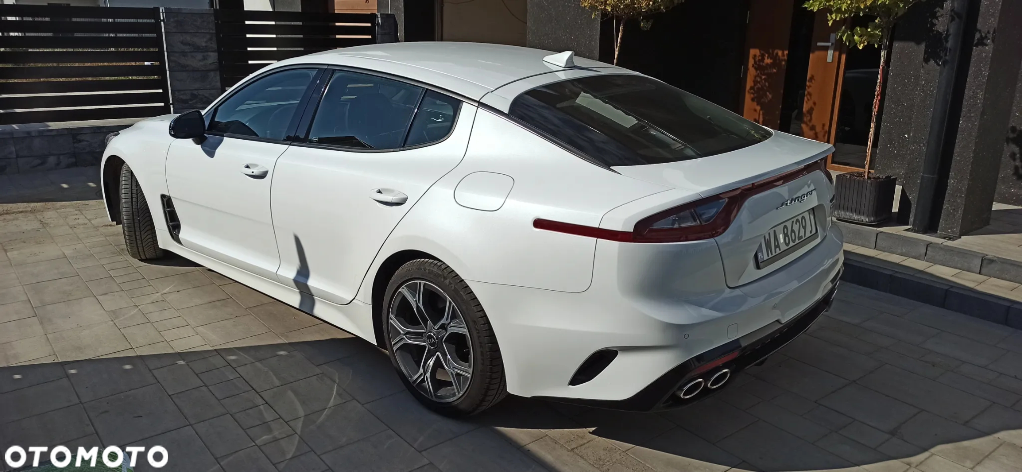 Kia Stinger 2.0 T-GDI GT Line - 6