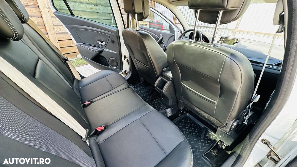 Renault Megane dCi 110 FAP EDC Bose Edition - 10