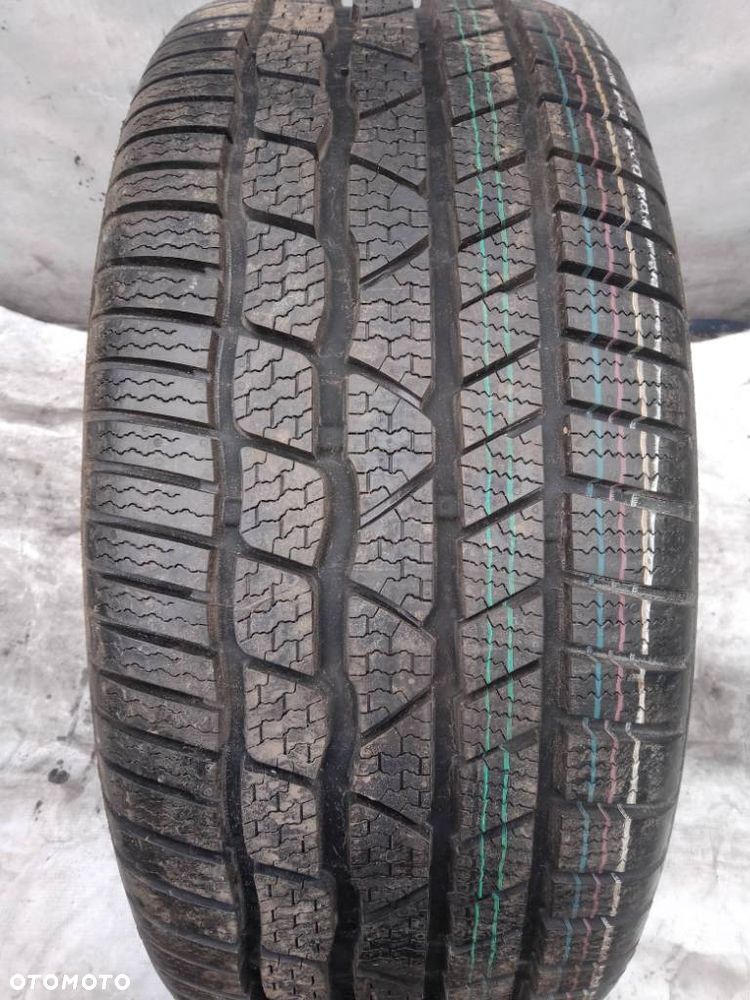 Continental ContiWinterContact TS830P 245/40 R20 99V - 1