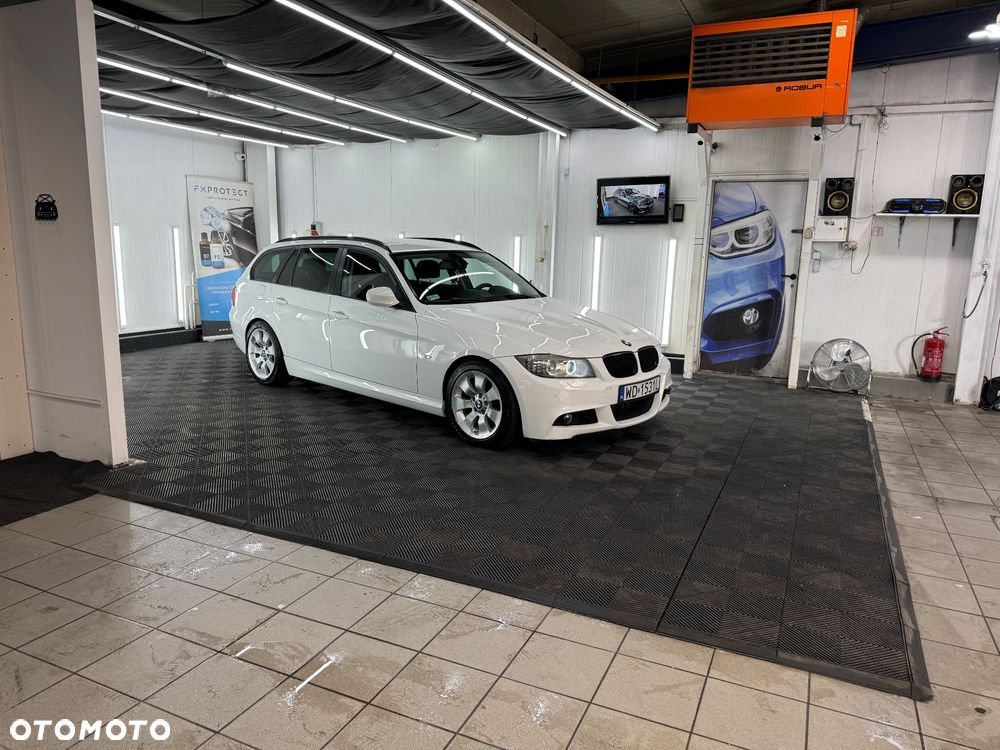 BMW Seria 3 318d DPF Edition Sport - 11