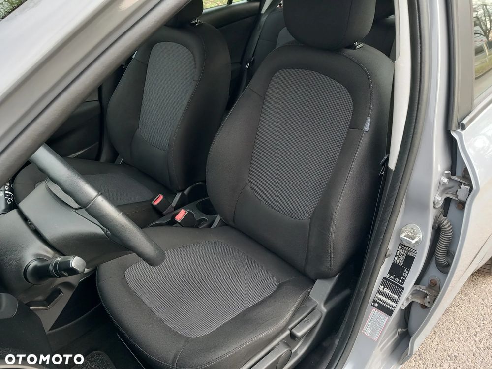 Hyundai i20 1.25 Comfort - 16