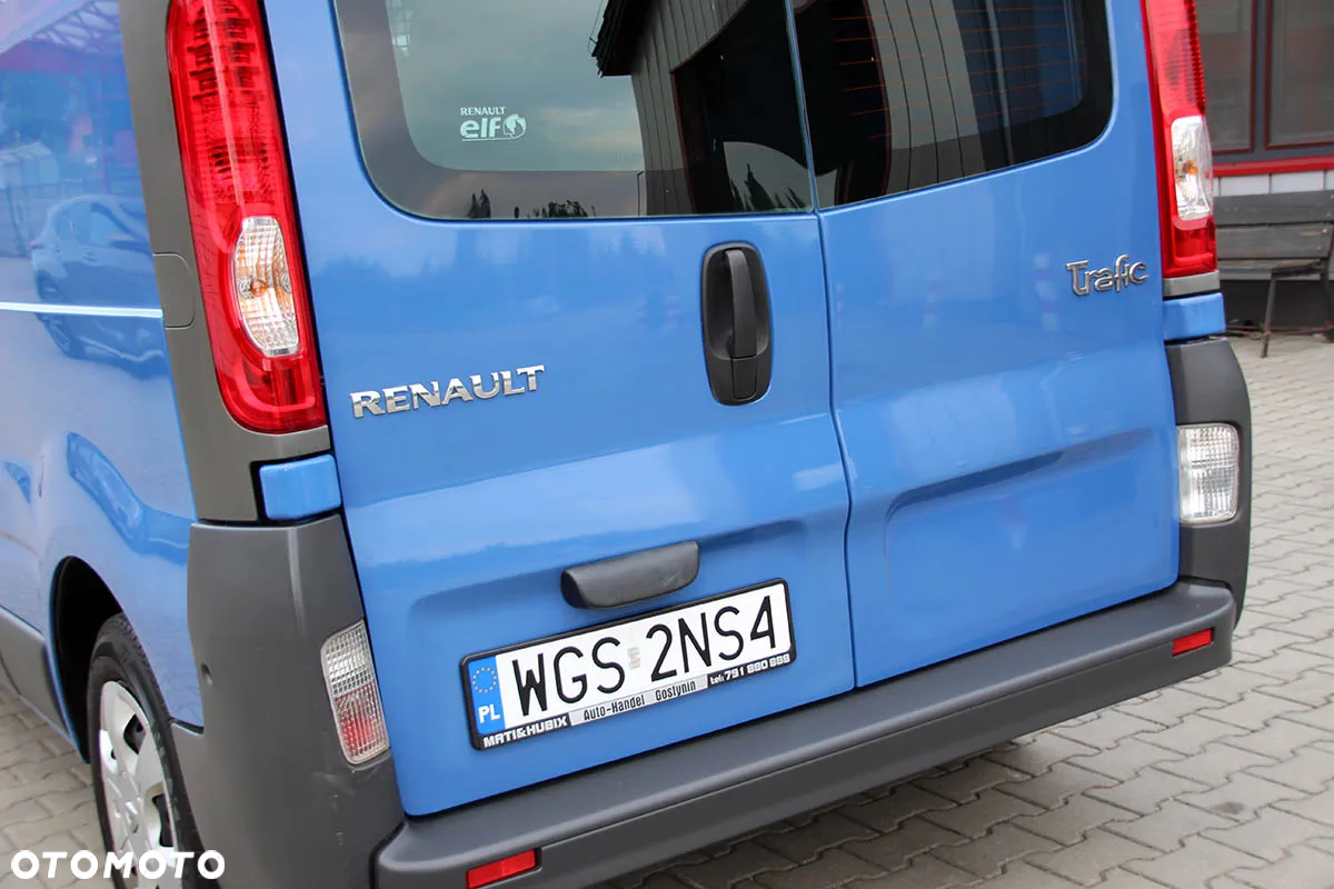 Renault TRAFIC LONG*Brygadowy 6 Miejsc*Tylko 239,oookm! - 17