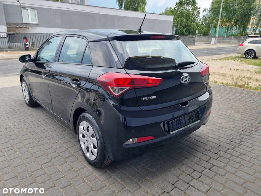 Hyundai i20 1.2 YES Plus - 4