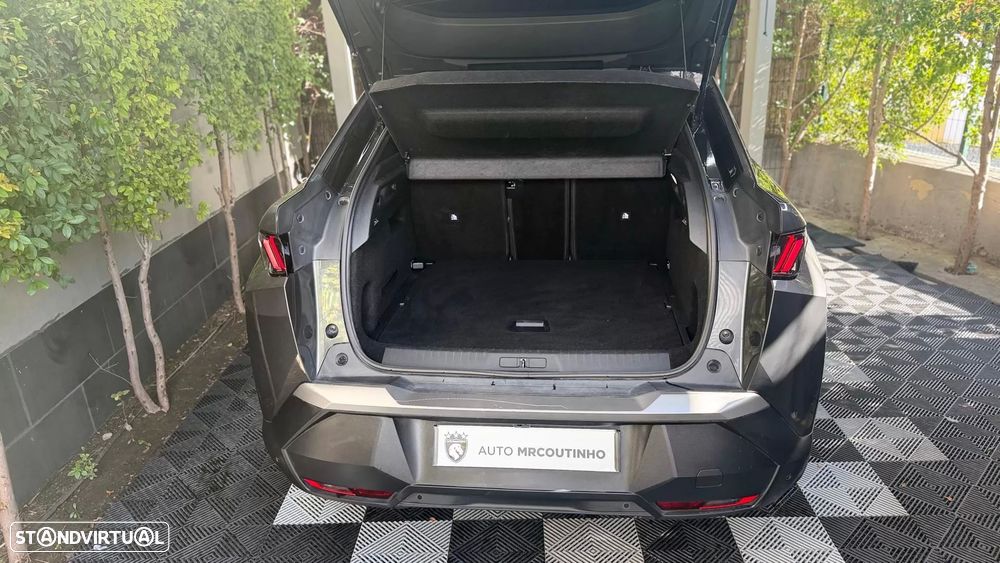 Peugeot 3008 1.2 Hybrid Allure e-DCS6 - 17