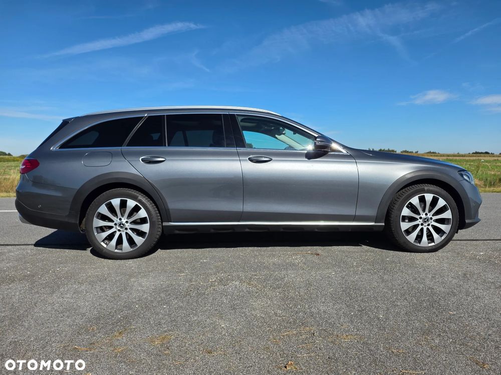 Mercedes-Benz Klasa E 220 d 4-Matic All-Terrain - 5