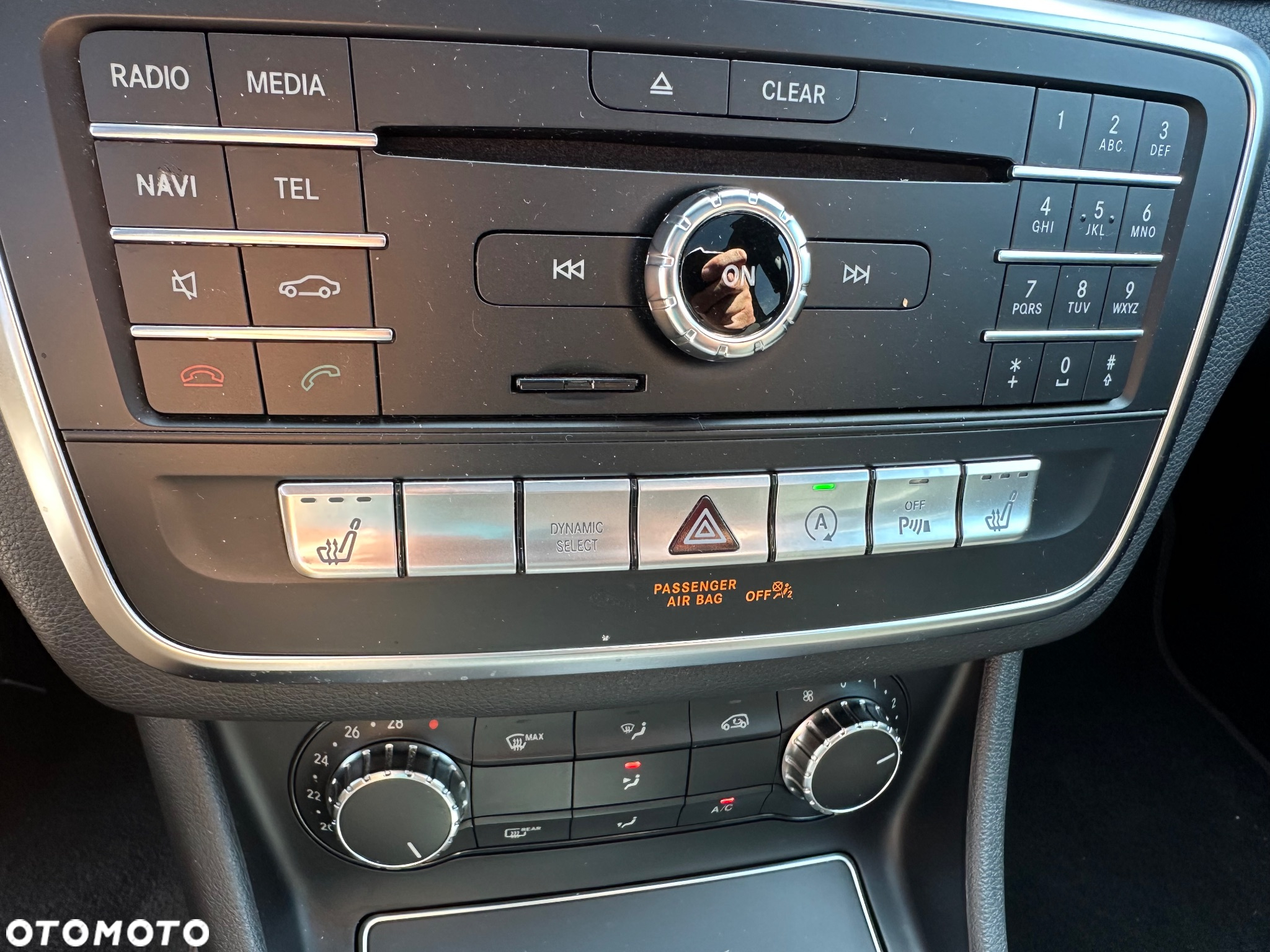 Mercedes-Benz GLA 180 7G-DCT AMG Line - 11